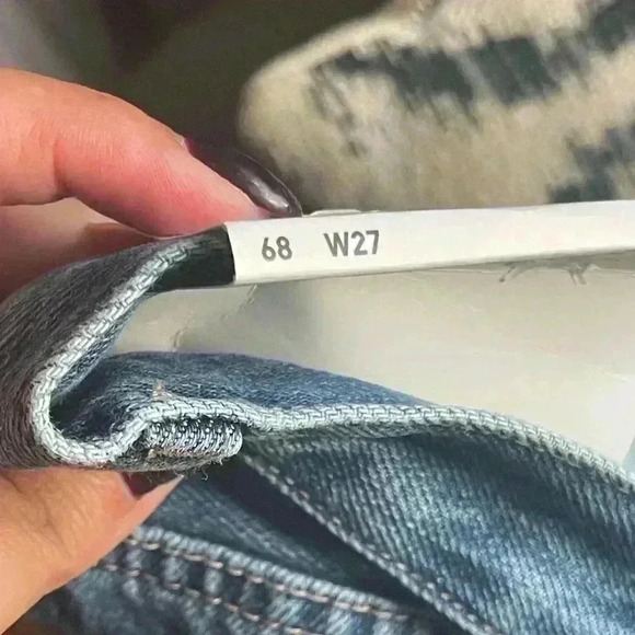 Uniqlo jeans - Picture 6 of 7